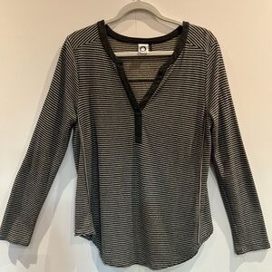 Anthropologie Akemi + Kin grey metallic thread striped Henley